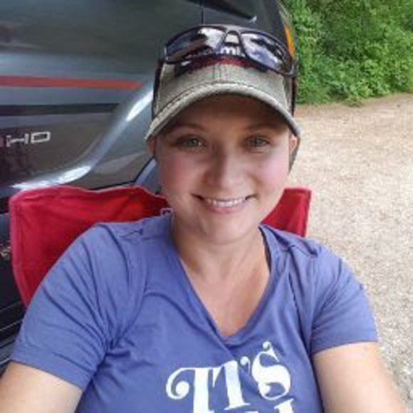 Meet your Posher, Brandy - Picture 1 of 1